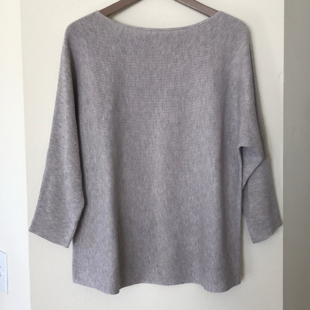 Cream/grey basic sweater from H&M